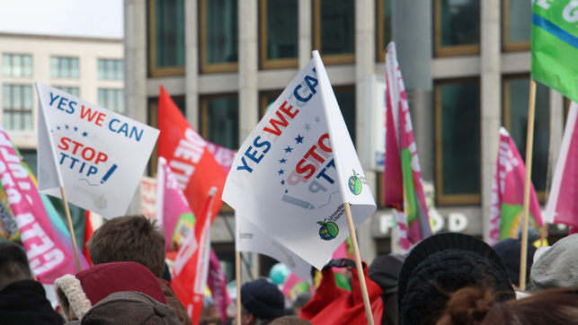 Manifestación en Berlín contra el TTIP. Foto: Mehr Demokratie vía Flickr