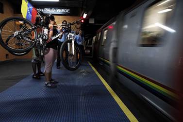 Dans le Métro de Caracas, novembre 2013.