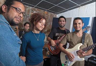 Groupe de rock "Los Piraos", Caracas février 2014.